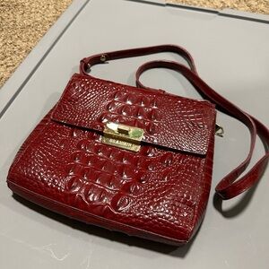 AUTHENTIC BRAHMIN burgundy leather alligator crossbody maroon burgundy EUC